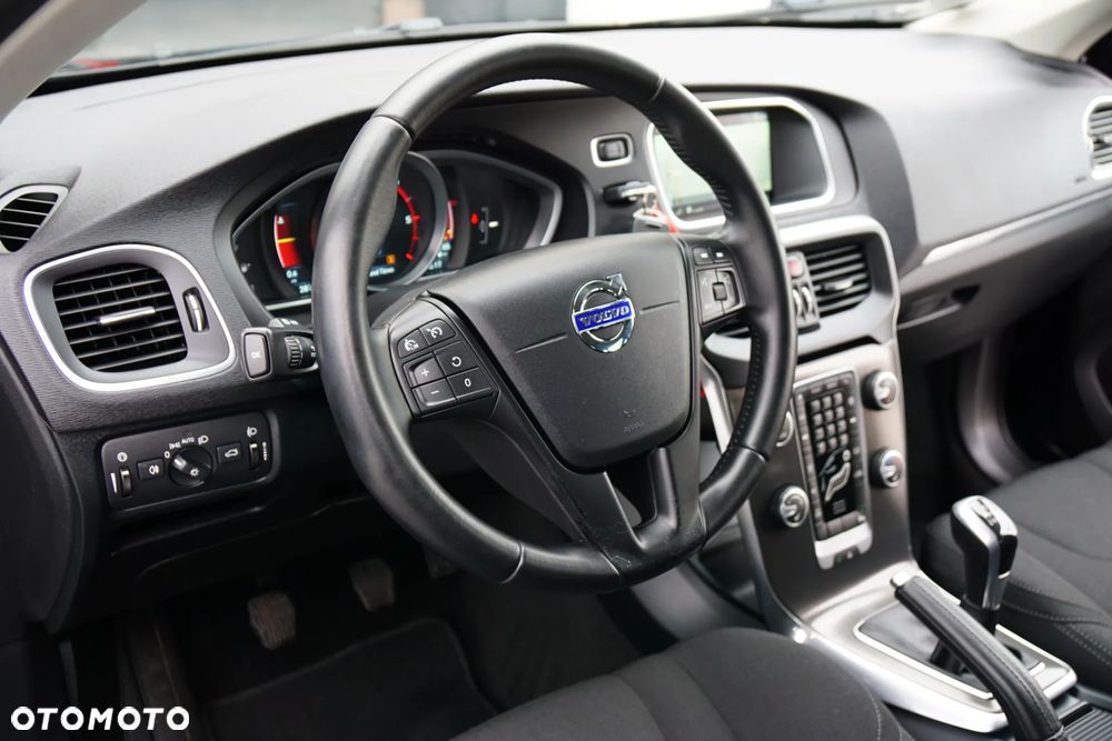 Volvo V40 D2 Linje You - 25