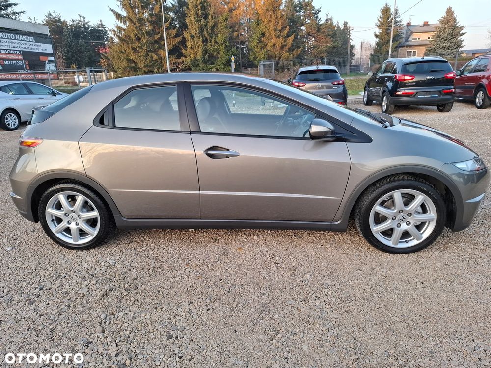 Honda Civic 1.8i-VTEC Sport - 4