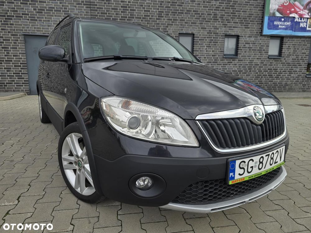 Skoda Roomster 1.6 TDI DPF Scout PLUS EDITION - 1