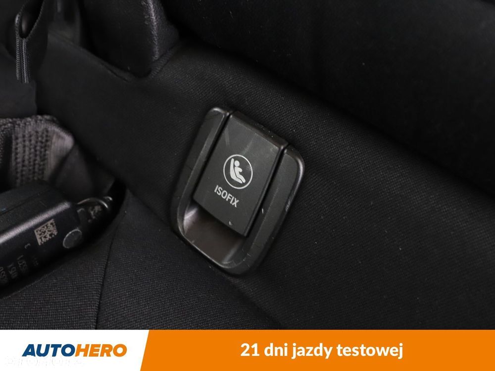 BMW Seria 2 - 32
