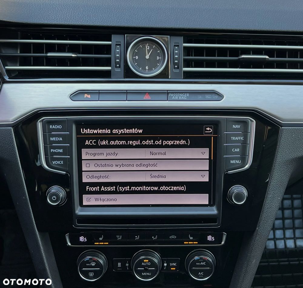 Volkswagen Passat 2.0 TDI BMT Highline - 22