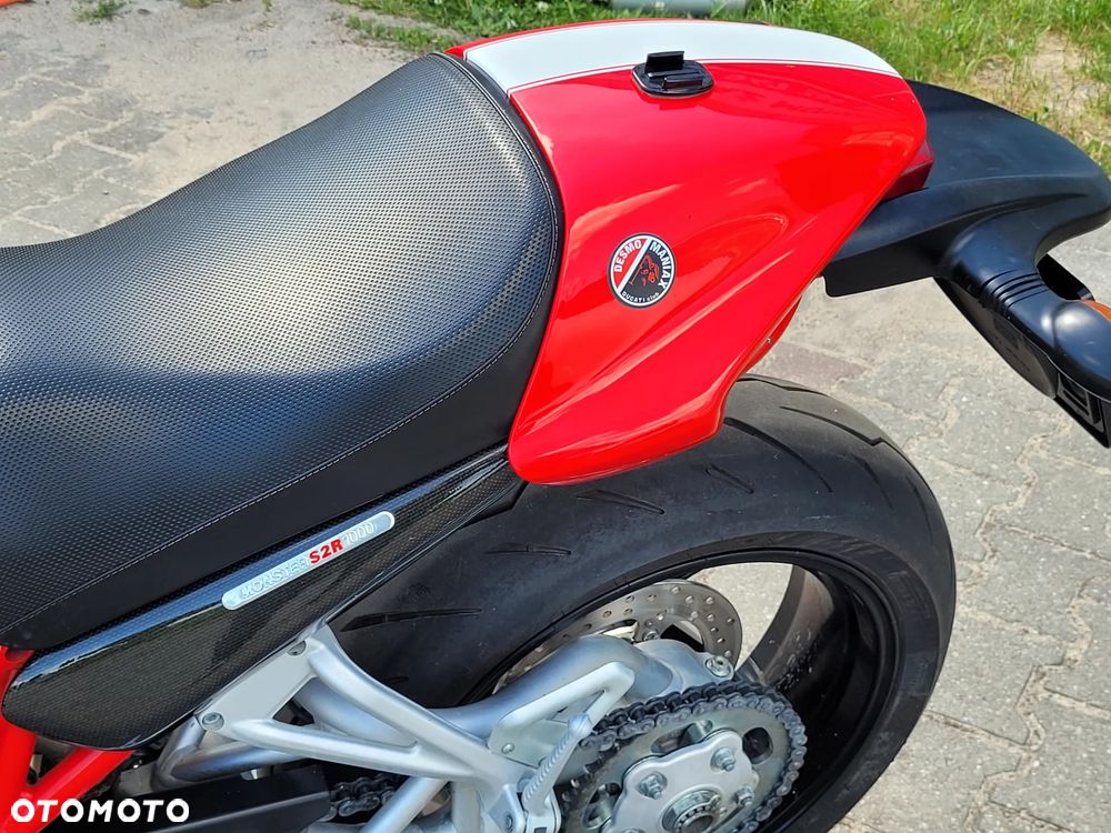 Ducati Monster - 9