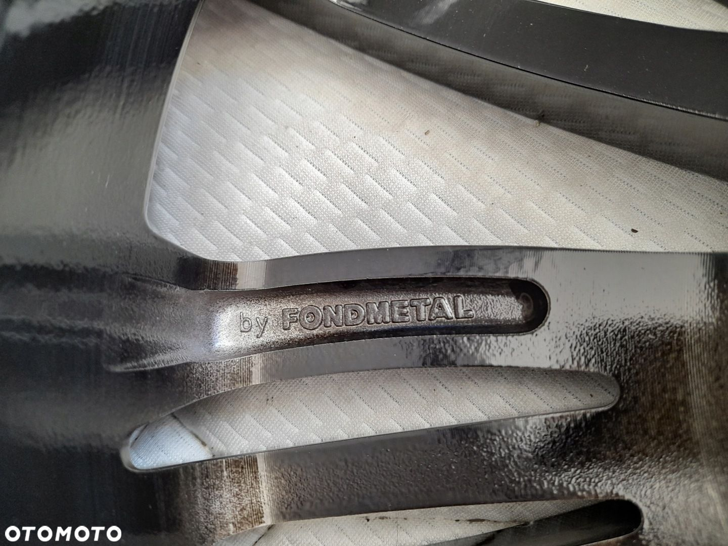 FELGA ALUMINIOWA FONDMETAL 5X112 18 ET48 - 4