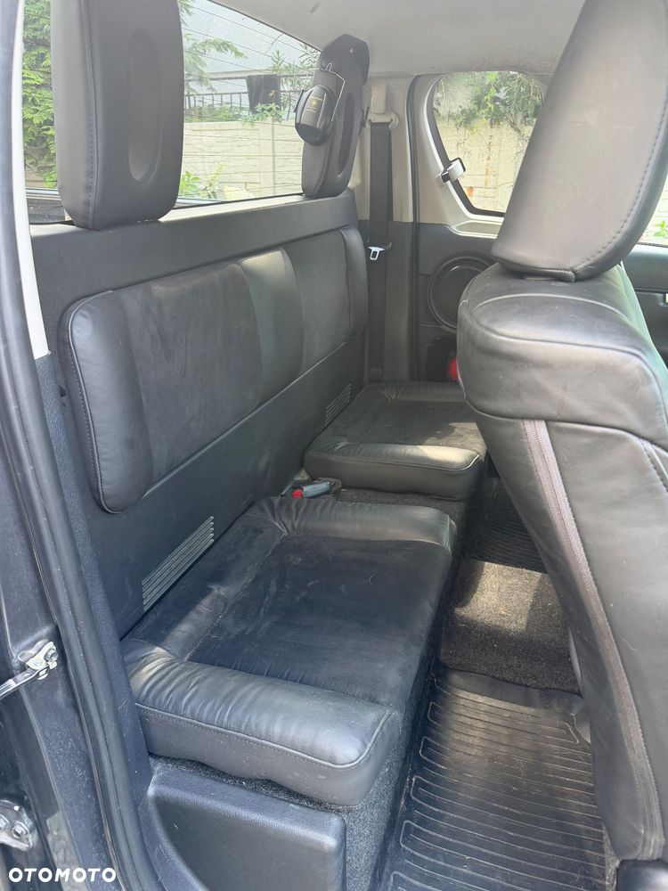 Toyota Hilux - 20
