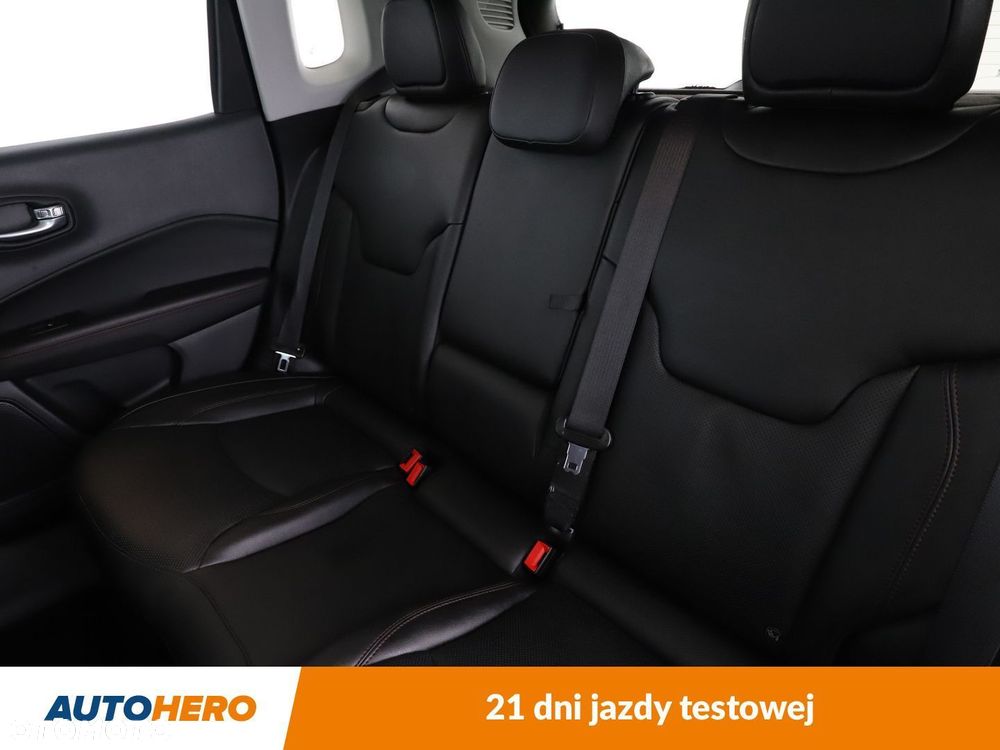 Jeep Compass - 14