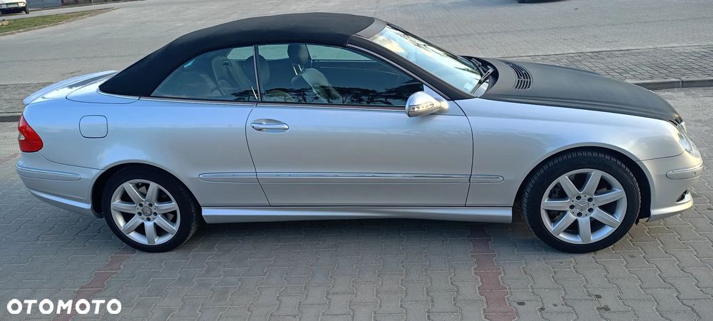 Mercedes-Benz CLK - 4
