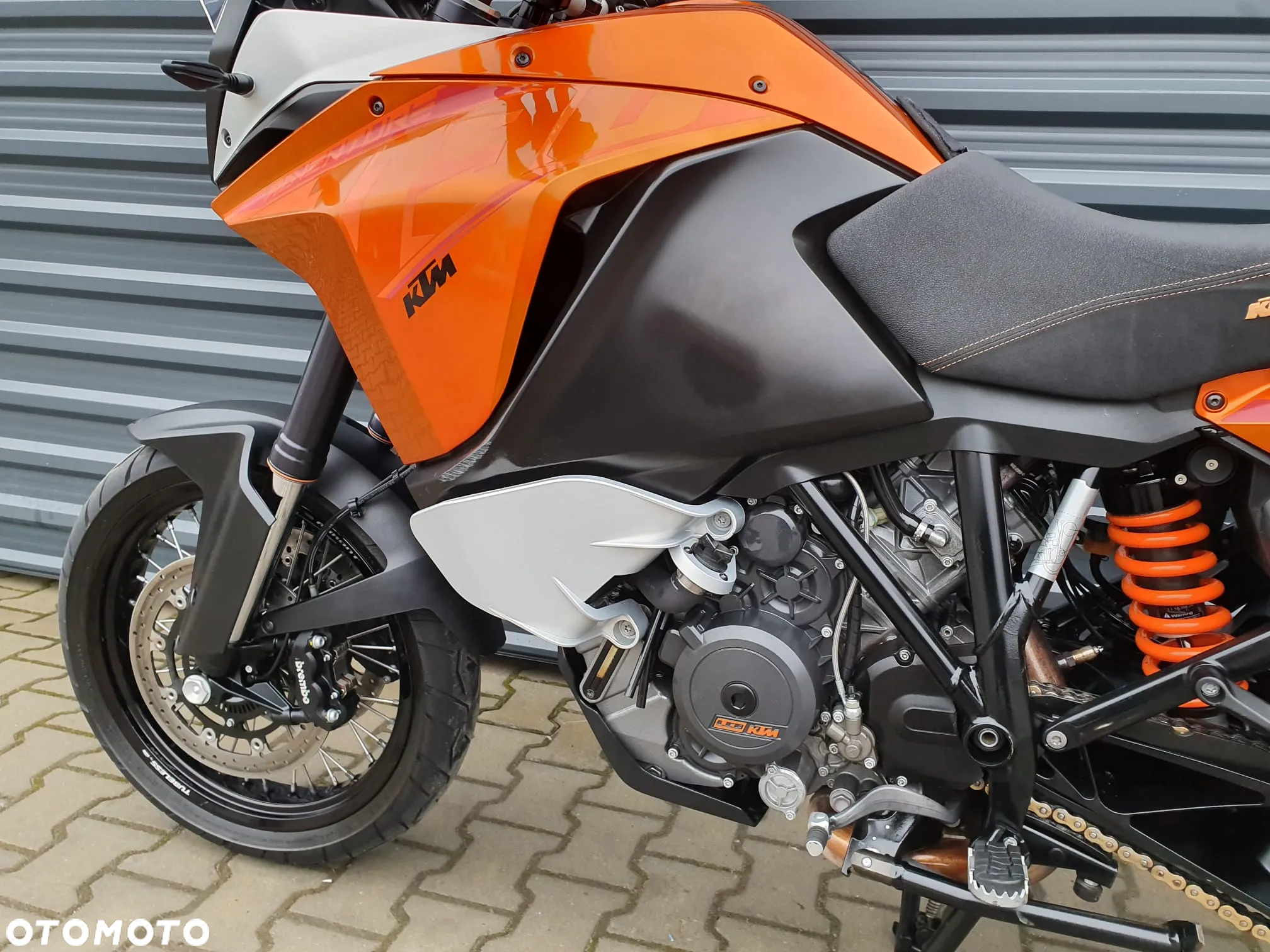 KTM Adventure - 15