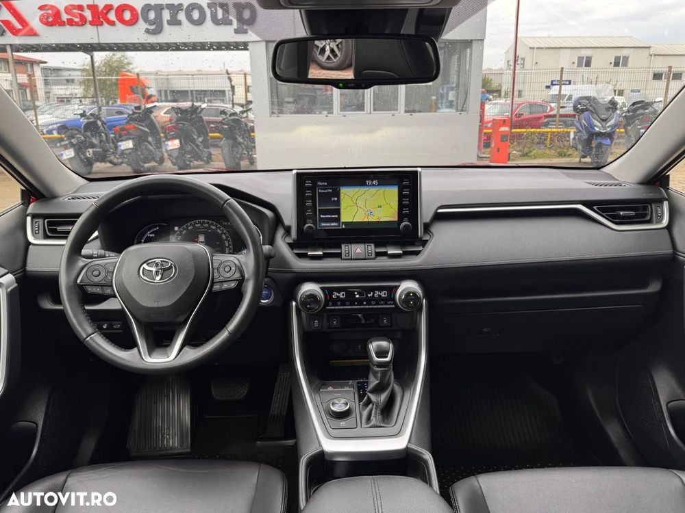 Toyota RAV4 2.5 Hybrid VVT-iE 4x4 Luxury - 12