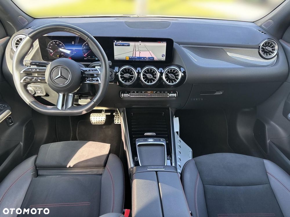 Mercedes-Benz GLA 200 mHEV AMG Line 7G-DCT - 16