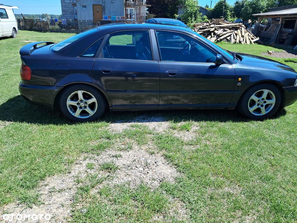 Audi A4 Avant - 2