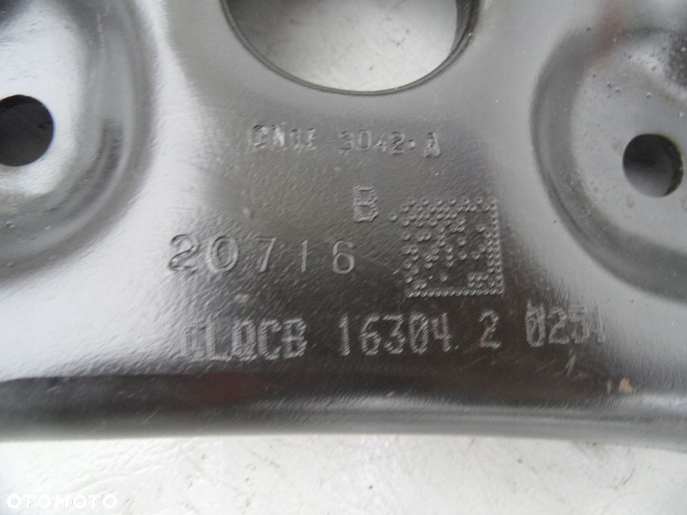WAHACZ PRAWY PRZÓD FORD ECOSPORT - 2