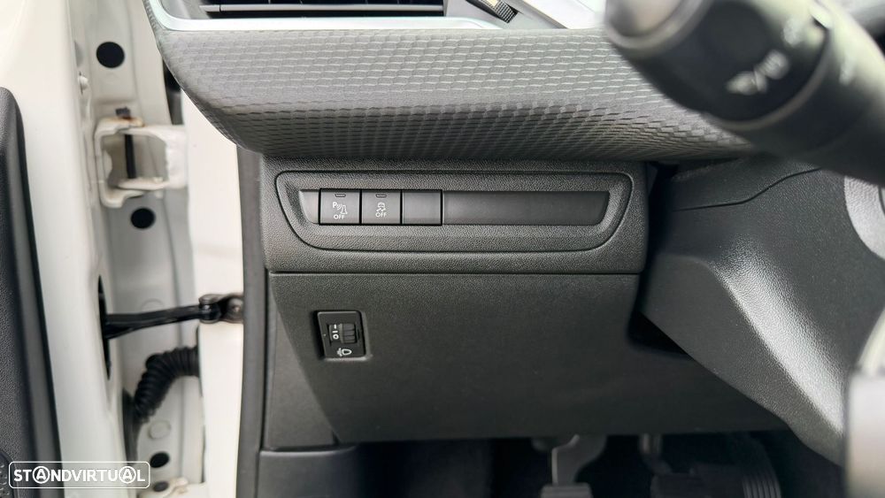 Peugeot 208 1.2 PureTech Style - 36