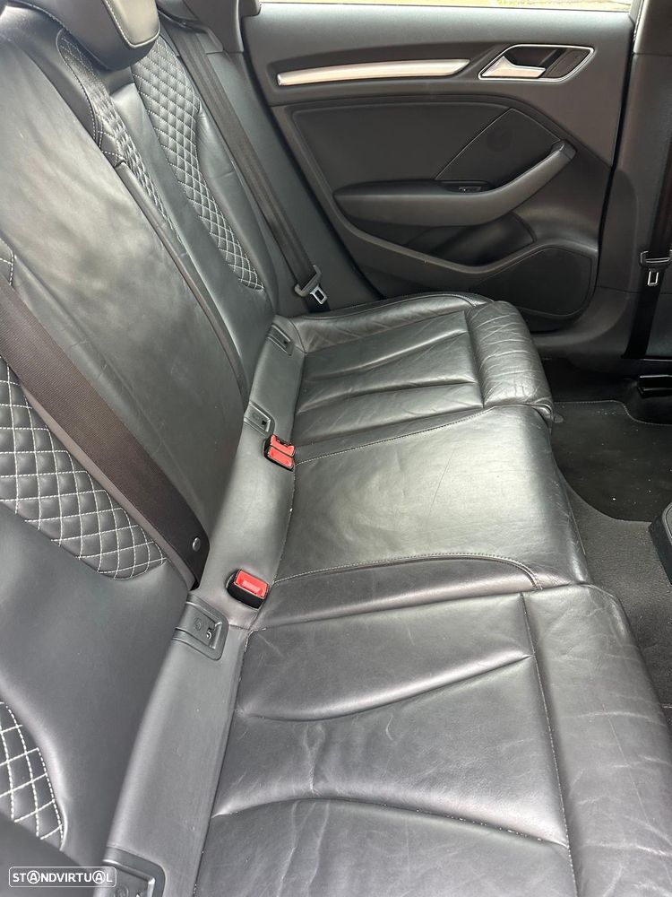 Audi A3 Sportback 1.4 TFSI S line Sport Pack - 11