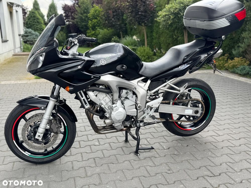 Yamaha FZ6 - 8