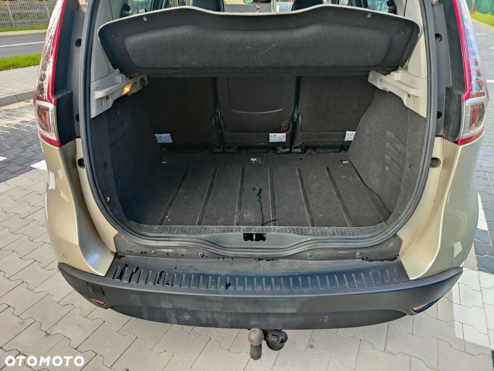 Renault Scenic - 7
