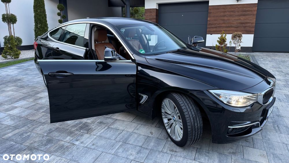 BMW Seria 3 320i Luxury Line - 14