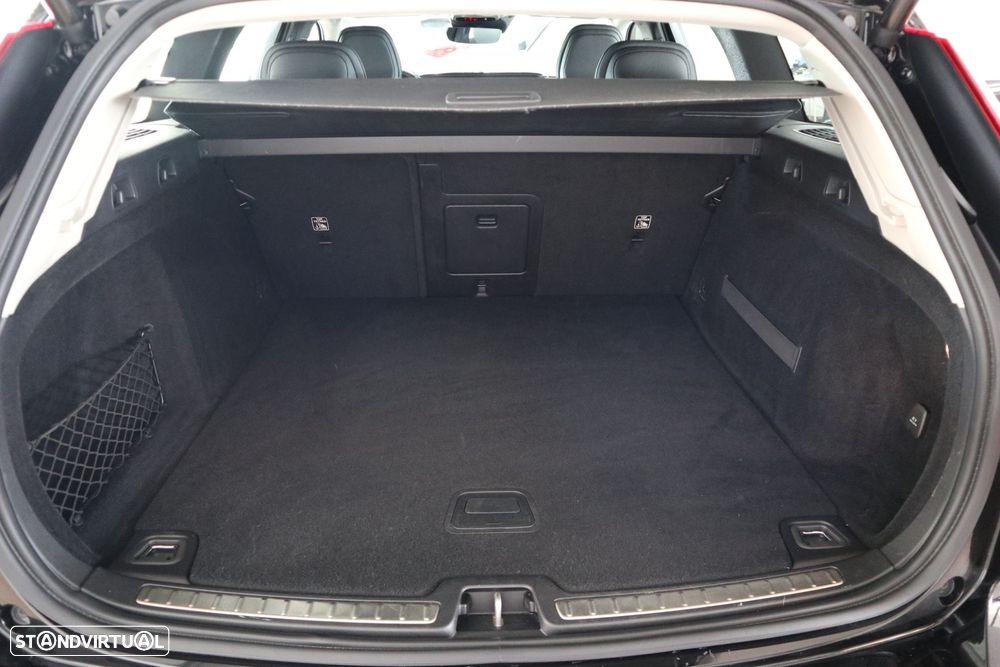 Volvo V60 2.0 D4 Momentum Geartronic - 6