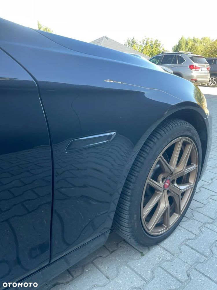 BMW Seria 5 518d - 21