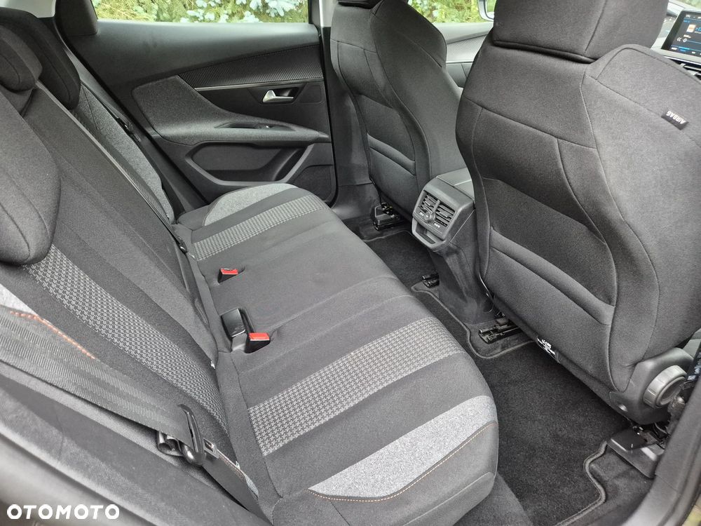 Peugeot 3008 - 15