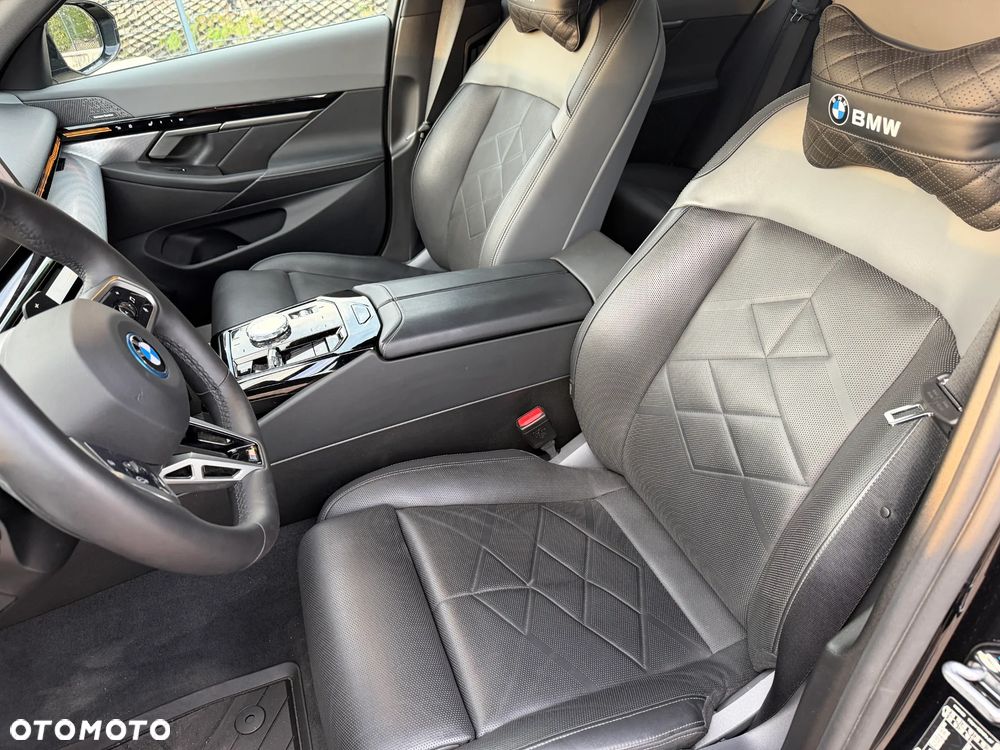 BMW Seria 5 530e xDrive - 23