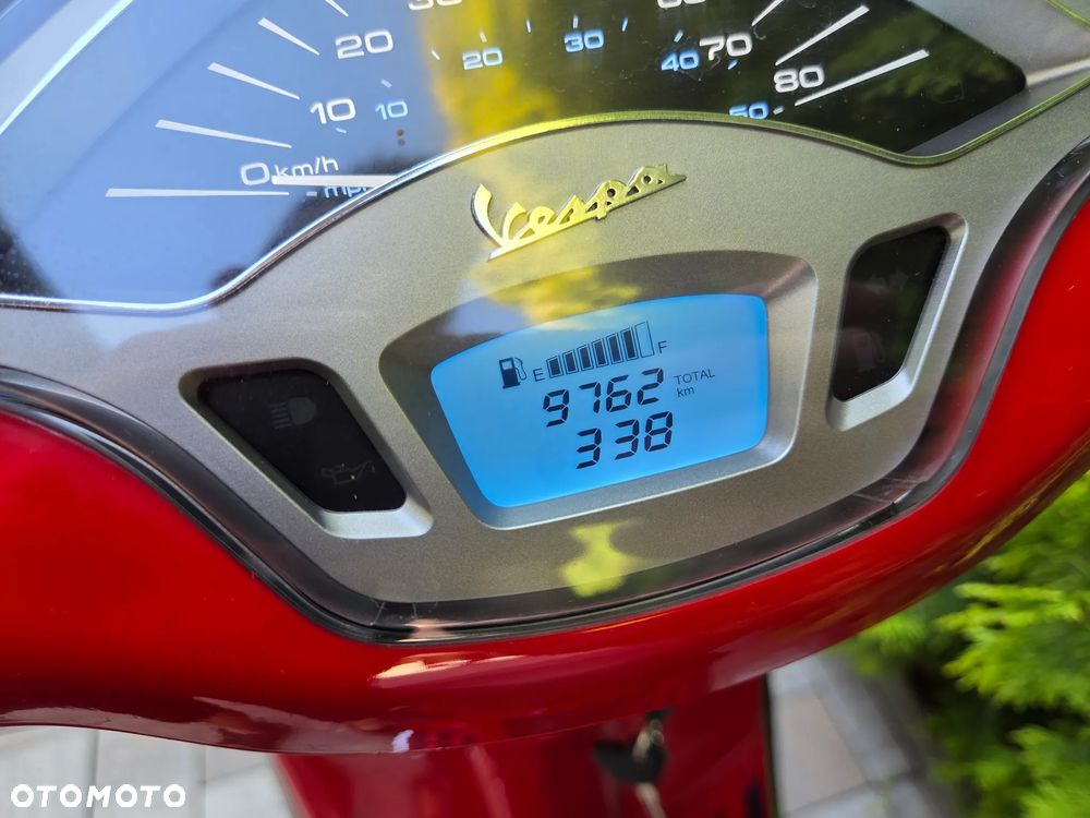 Piaggio Vespa - 21