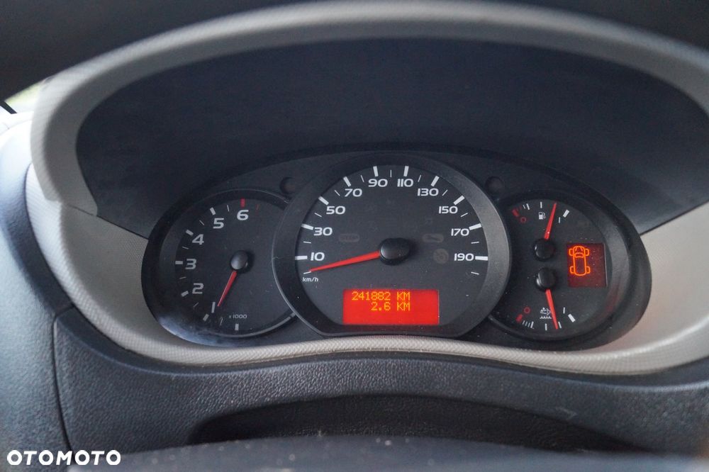 Renault Master - 18