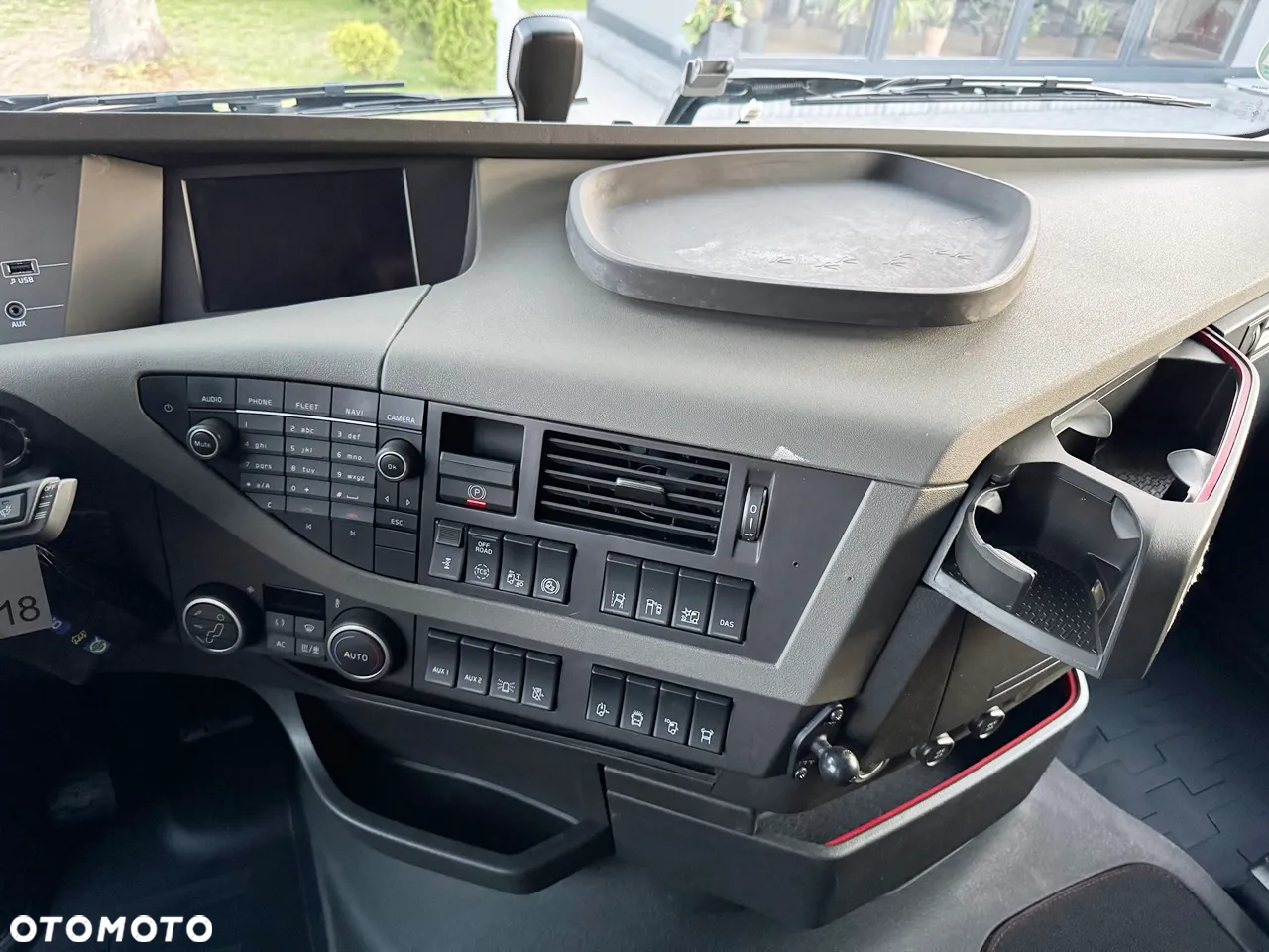 Volvo FH 500 /12.2017/ ACC /  KLIMA POSTOJOWA / XENON / NAVIGACJA / Z NIEMIEC - 38