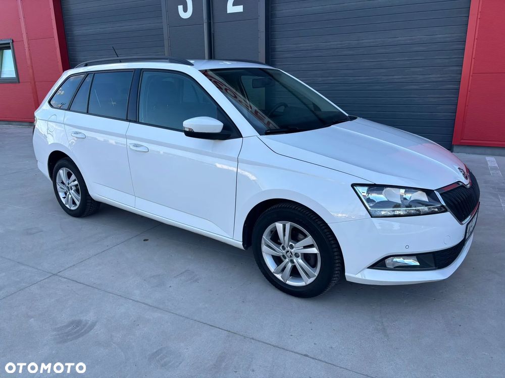 Skoda Fabia 1.0 TSI Ambition - 1