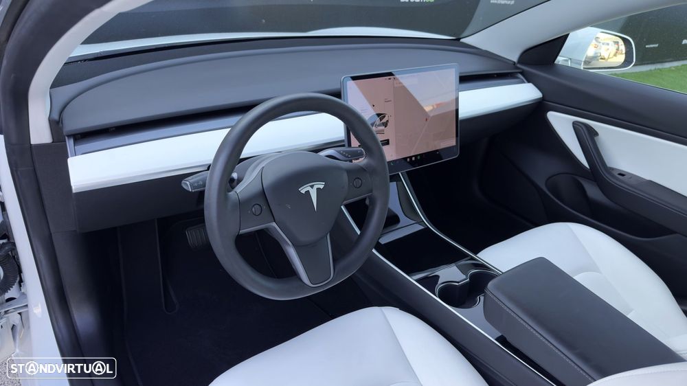 Tesla Model 3 Standard Range Plus RWD - 11