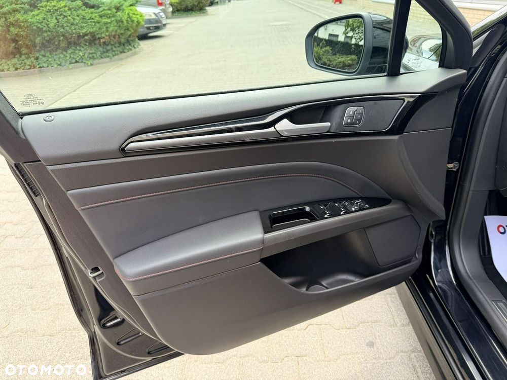 Ford Mondeo - 19