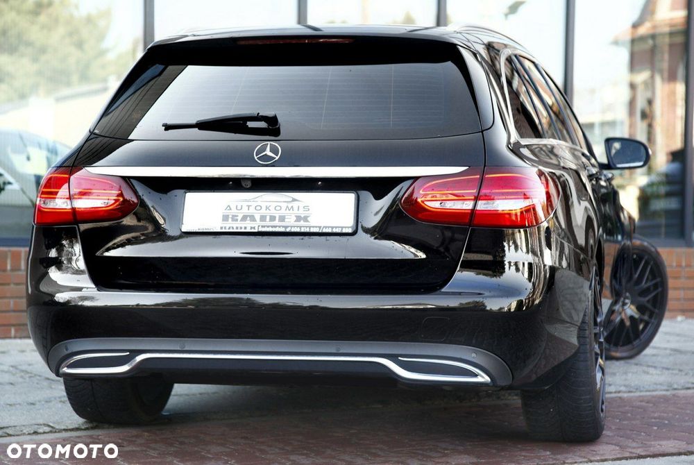 Mercedes-Benz Klasa C 250 d 9G-TRONIC - 22