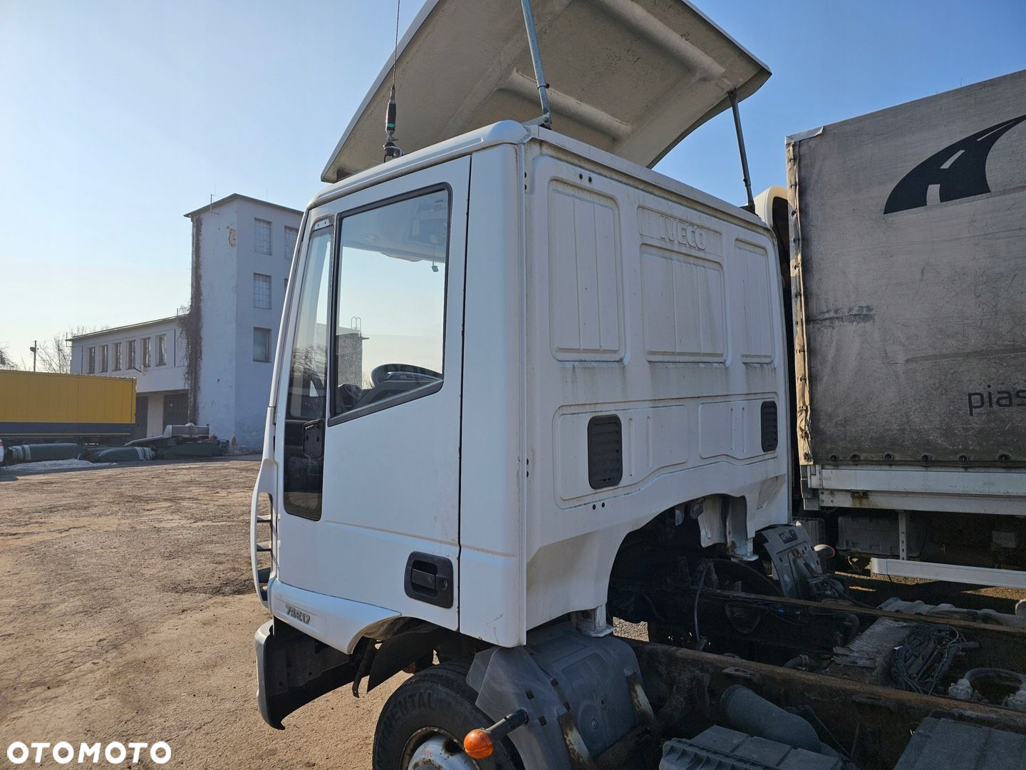 KABINA DZIENNA KOKPIT KONSOLA WNĘTRZE IVECO EUROCARGO 02-06 rok - 5