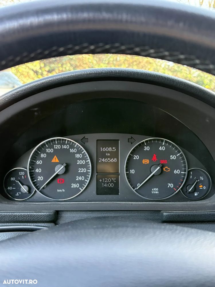 Mercedes-Benz C 180 K Sportcoupe - 10