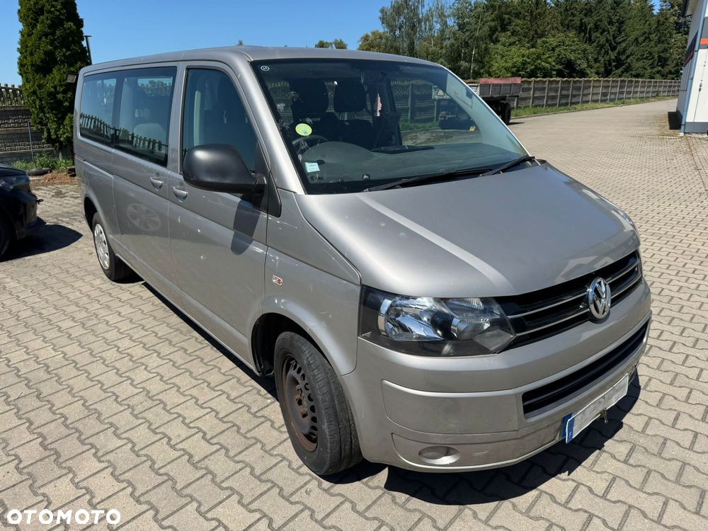 Volkswagen CARAVELA T5 - 1