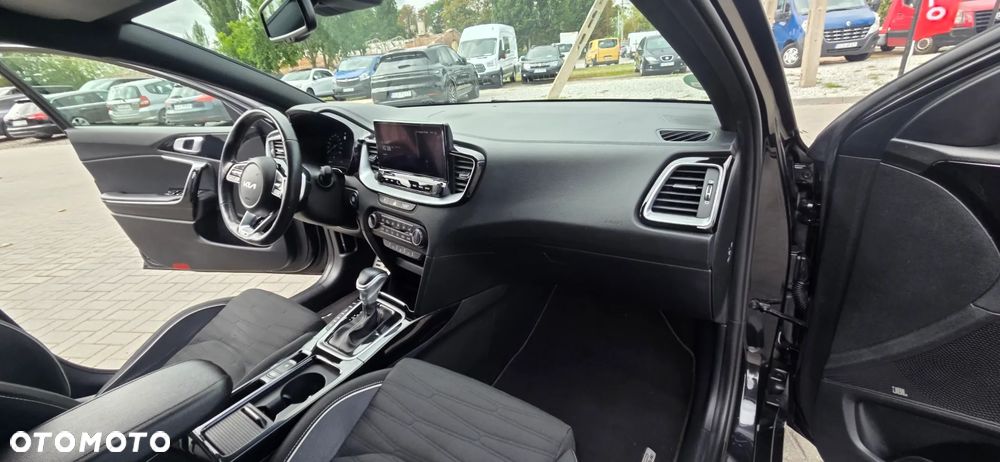 Kia ProCeed 1.5 T-GDI DCT7 OPF GT LINE - 39