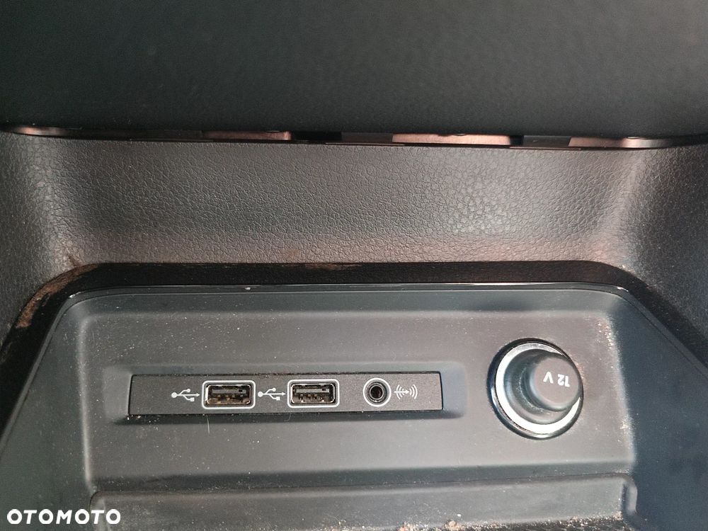 Volkswagen Golf Sportsvan SV 1.0 TSI Comfortline - 21