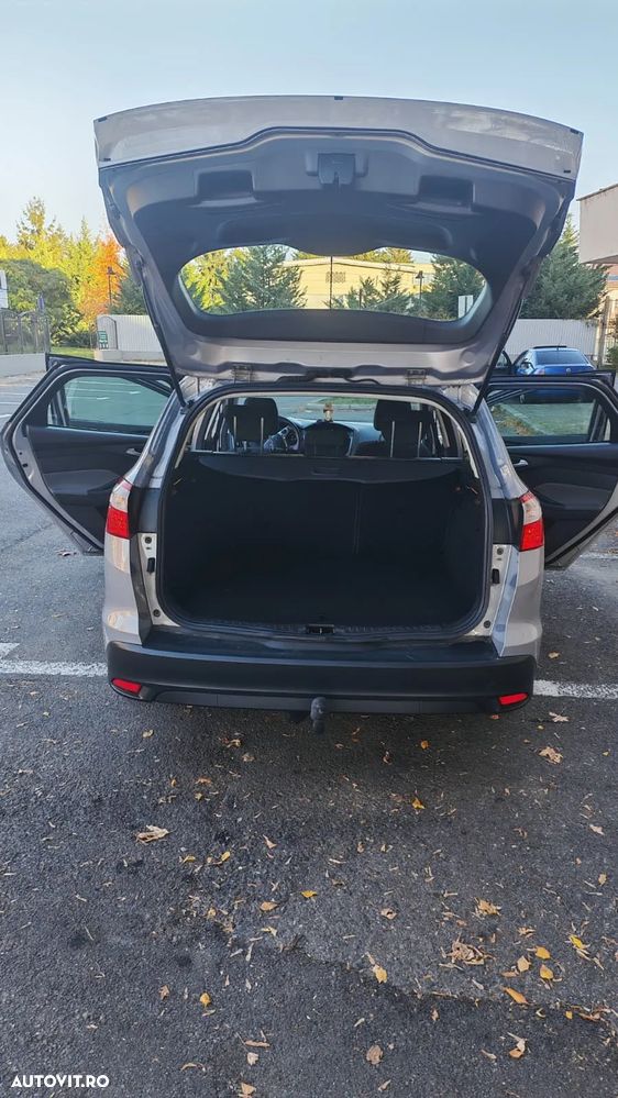 Ford Focus 1.6 TDCi DPF Start-Stopp-System Business - 12