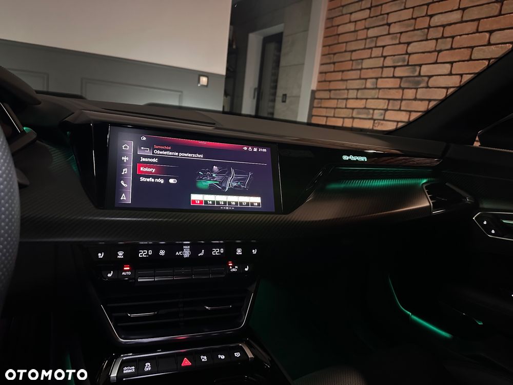 Audi e-tron GT - 25