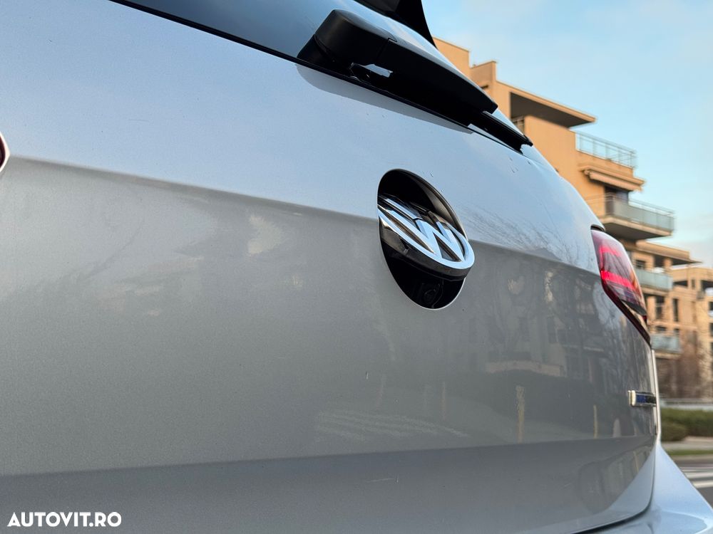 Volkswagen Golf 1.5 TSI DSG Highline - 29