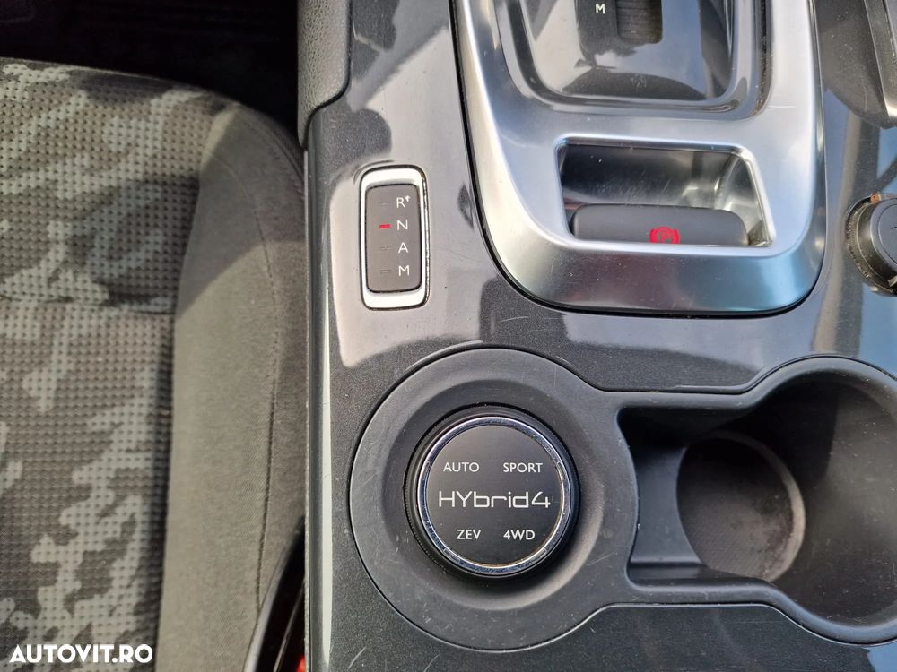 Peugeot 3008 Hybrid4 88g/85g - 33