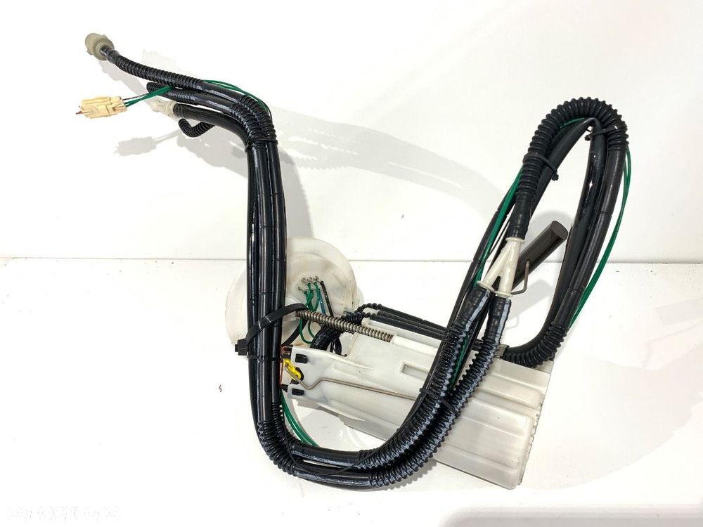 POMPA PALIWA  BMW 5 Touring (E61) 2004 - 2010 520 i 125 kW [170 KM] benzyna 2007 - 2010 7170855 - 2