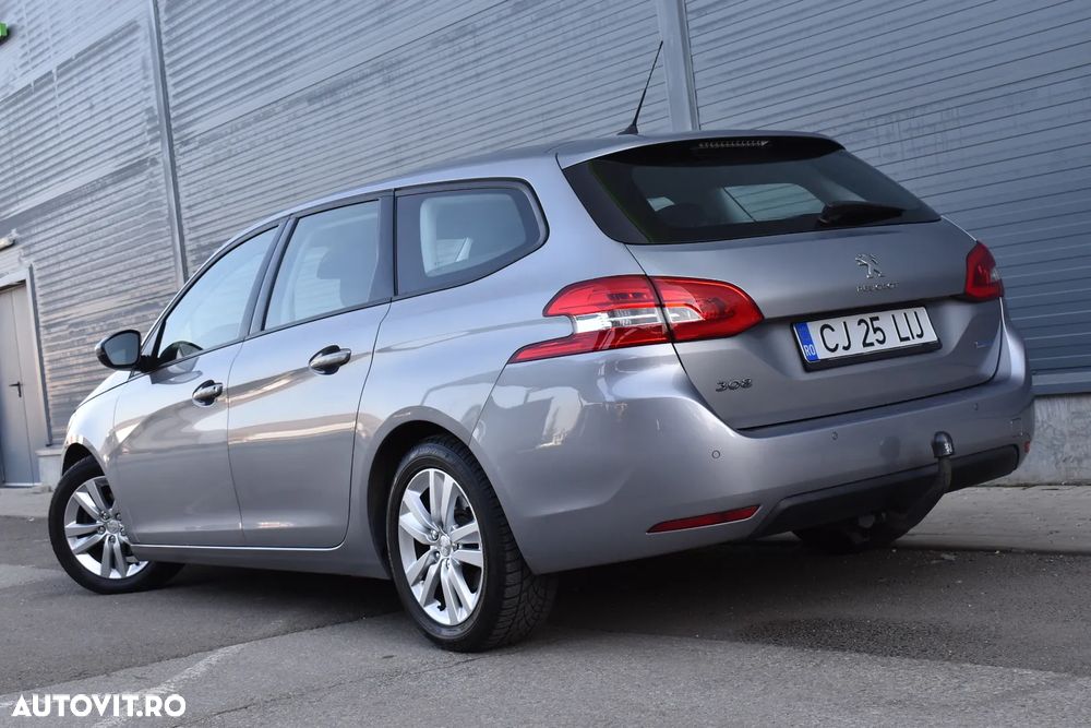 Peugeot 308 - 3