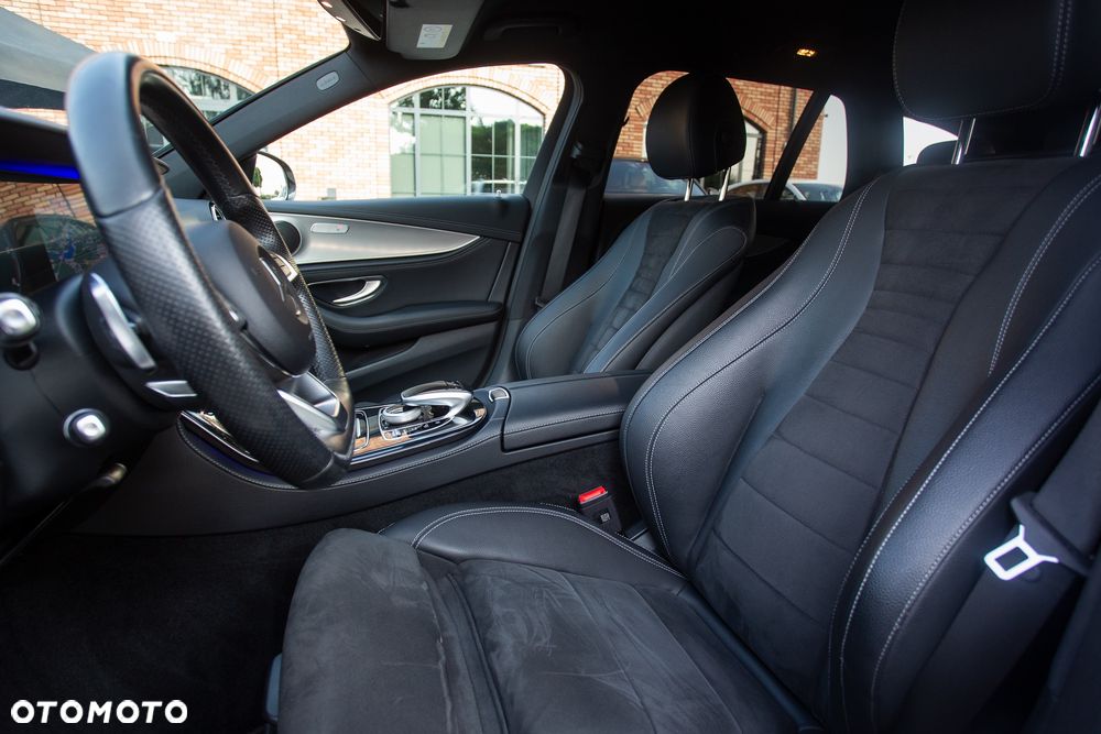 Mercedes-Benz Klasa E 220 d 9G-TRONIC - 25