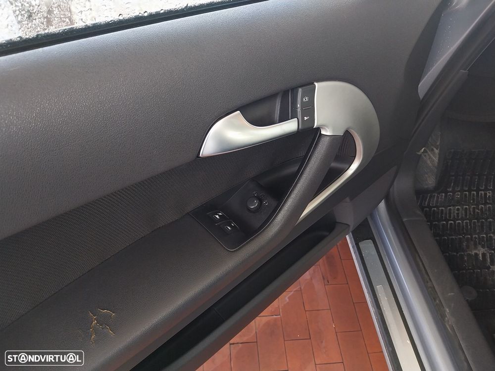 Audi A3 2.0 TDI S-line S tronic - 4