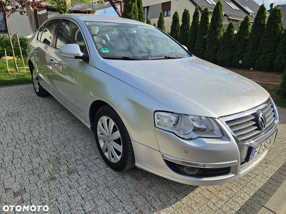 Volkswagen Passat 2.0 FSI Comfortline - 3