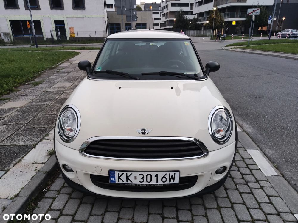 MINI ONE - 9