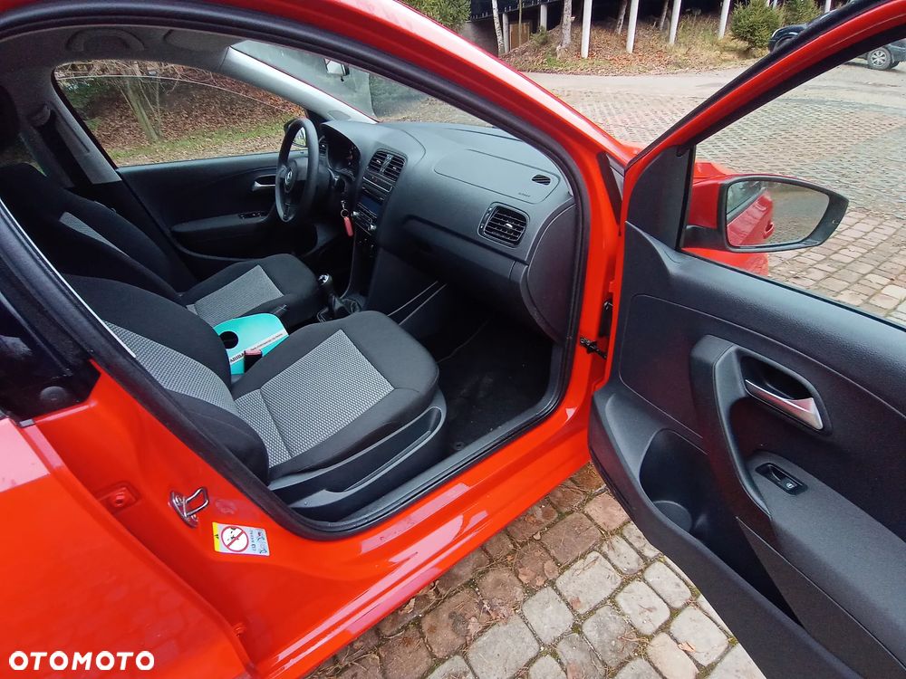 Volkswagen Polo 1.2 Team - 24