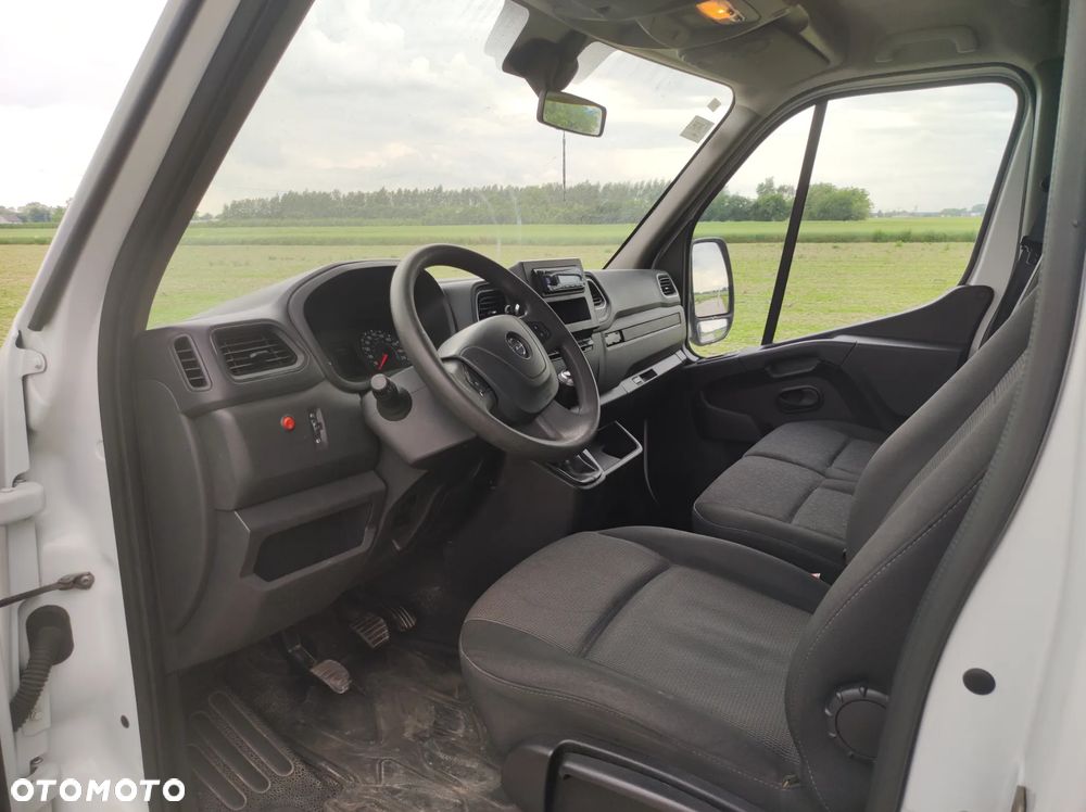 Opel Movano - 11
