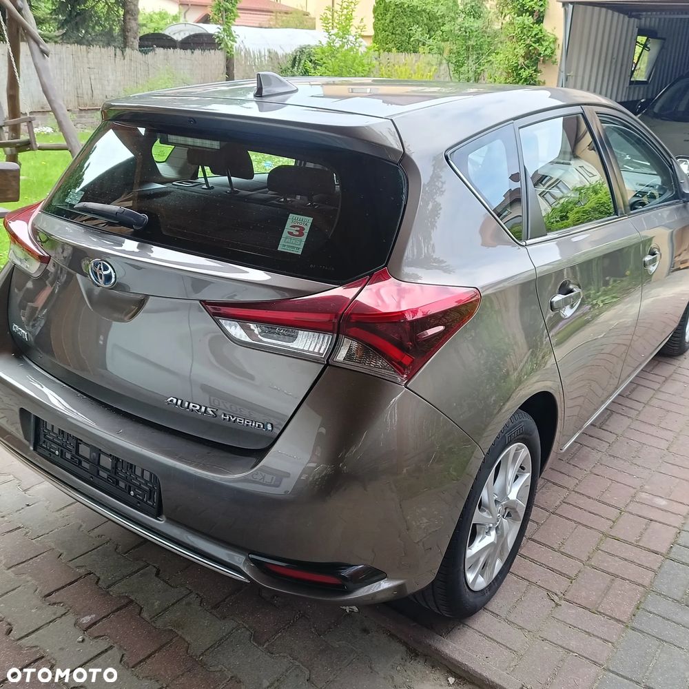 Toyota Auris 1.8 HSD Luna - 8