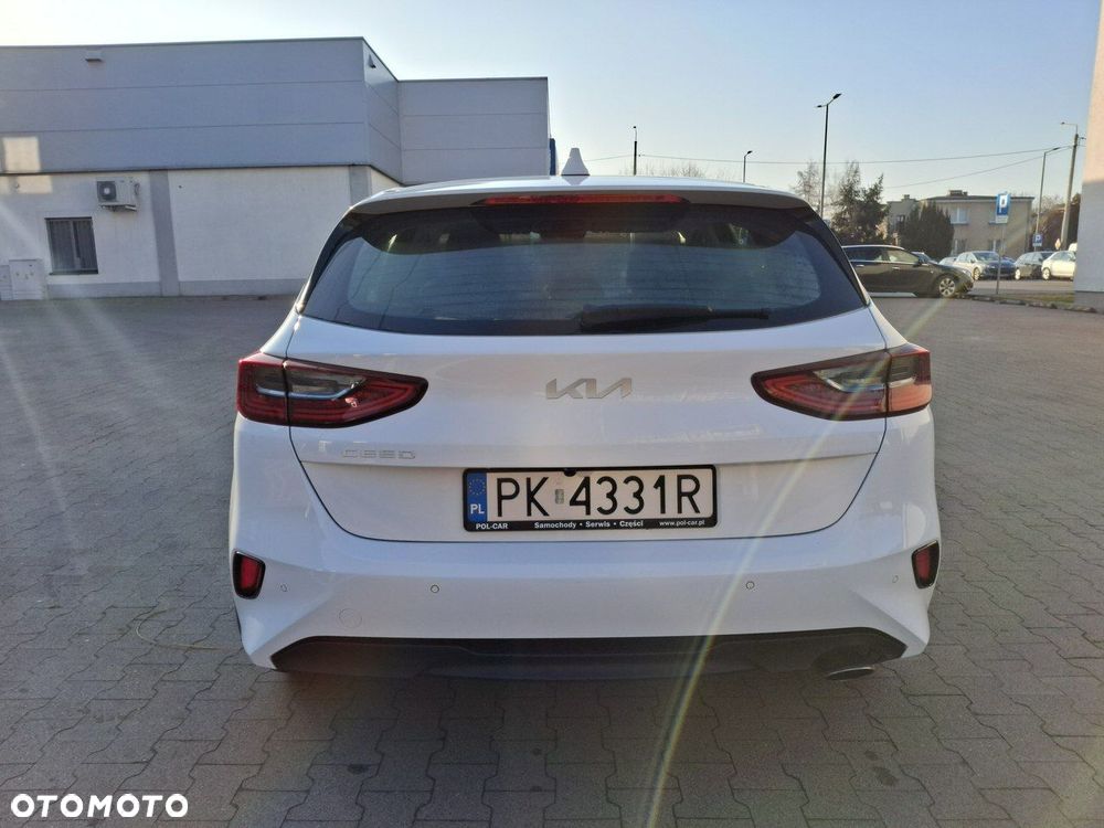 Kia Ceed 1.5 T-GDI M - 6